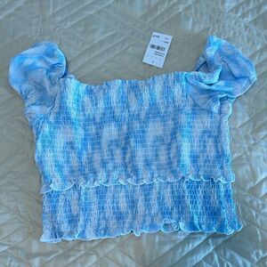 🟢 NWT printed smock crop top